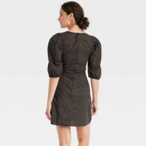 Universal Threads Leopard Print Ruched Dress - Picture 5 of 9